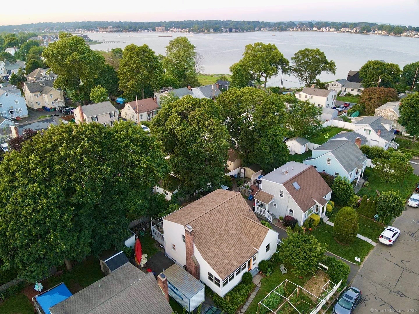 41 Baxter Drive Norwalk, CT 06854 - Photo 14 of 18 an aerial view of multiple house