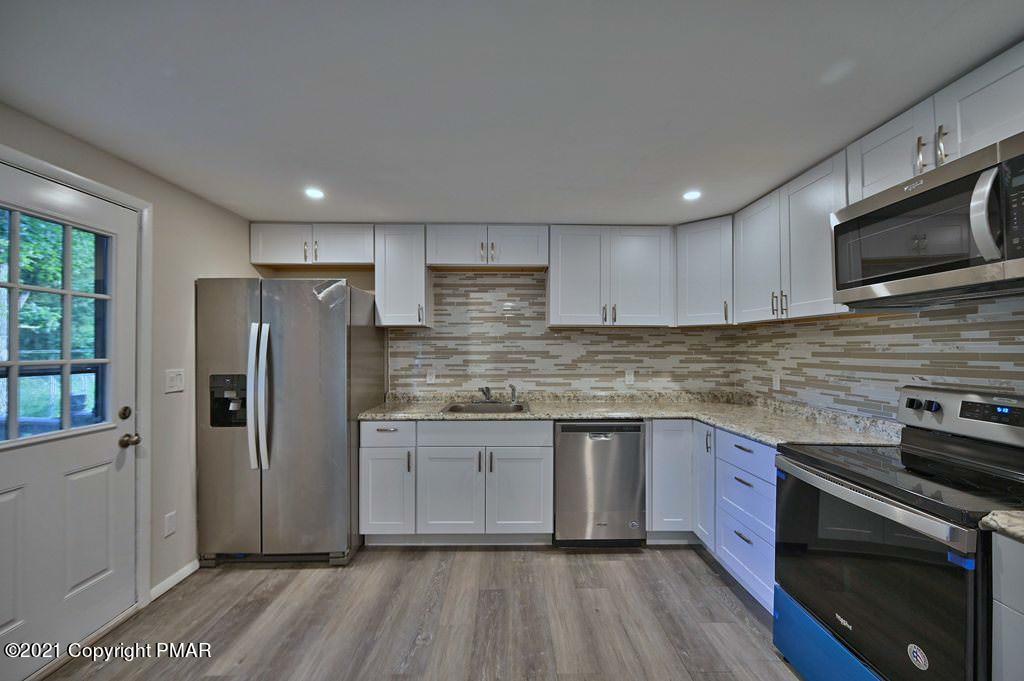 102 Forest Road Dingmans Ferry, PA 18328 - Photo 22 of 75 Photo 22