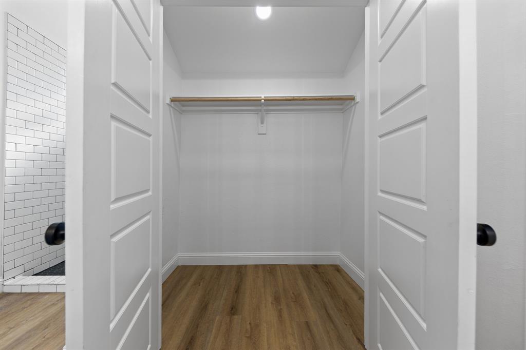 1259 Bonham Street Paris, TX 75460 - Photo 11 of 17