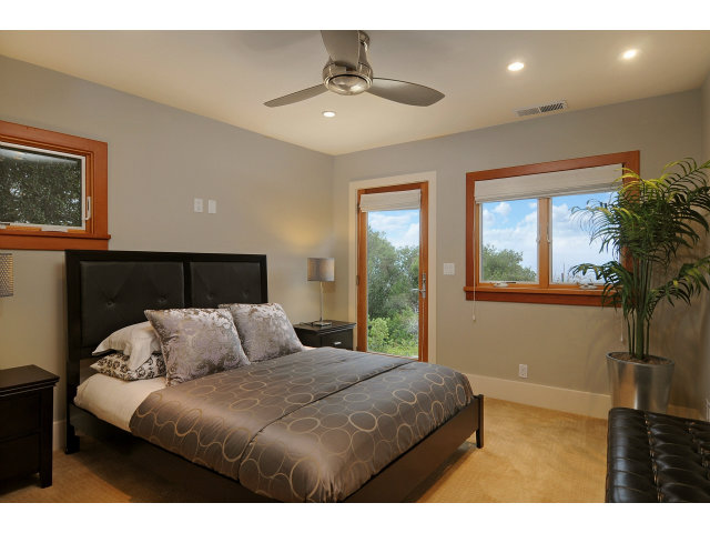 15401 Bohlman Road Saratoga, CA 95070 - Photo 13 of 25 Gallery Image 13
