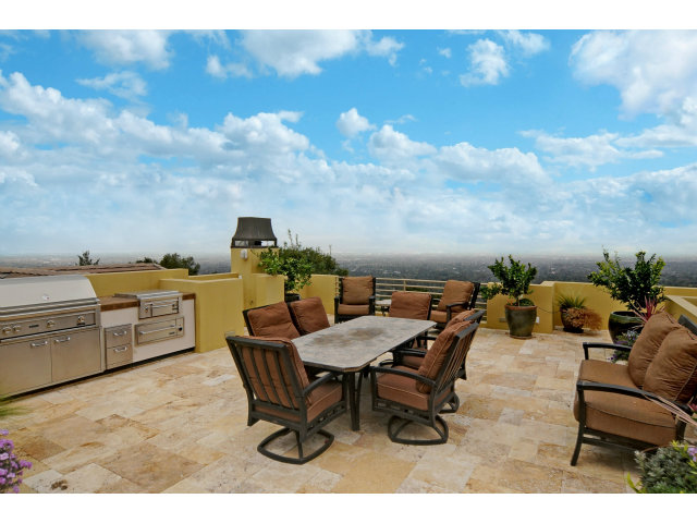 15401 Bohlman Road Saratoga, CA 95070 - Photo 9 of 25 Gallery Image 9