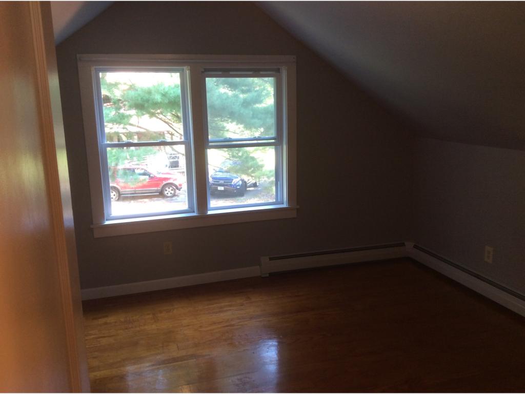147 Back River Road Dover, NH 03820 - Photo 8 of 12