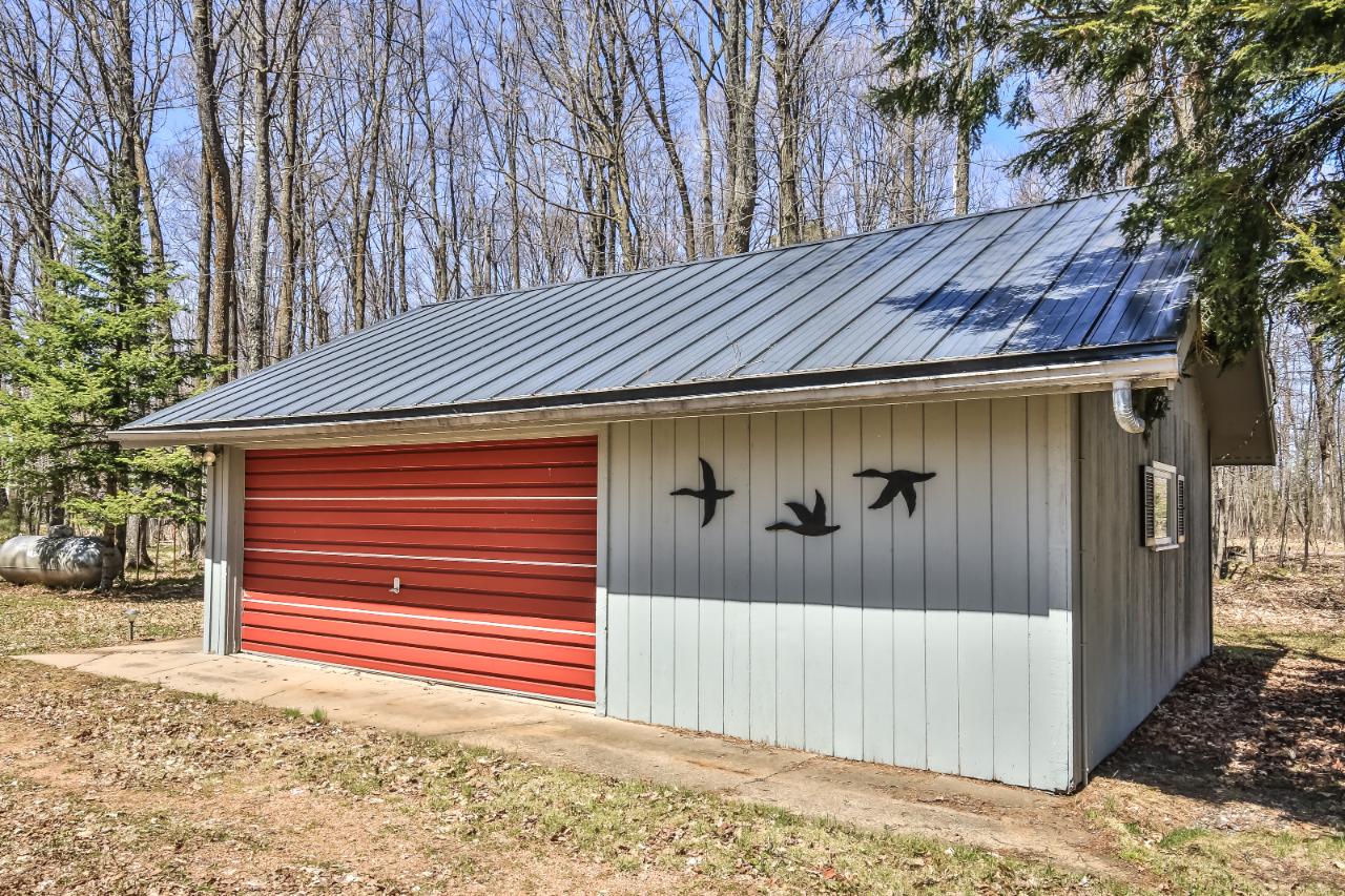 3951 Peninsula Road Park Falls, WI 54552 - Photo 31 of 36 Gallery Image 31