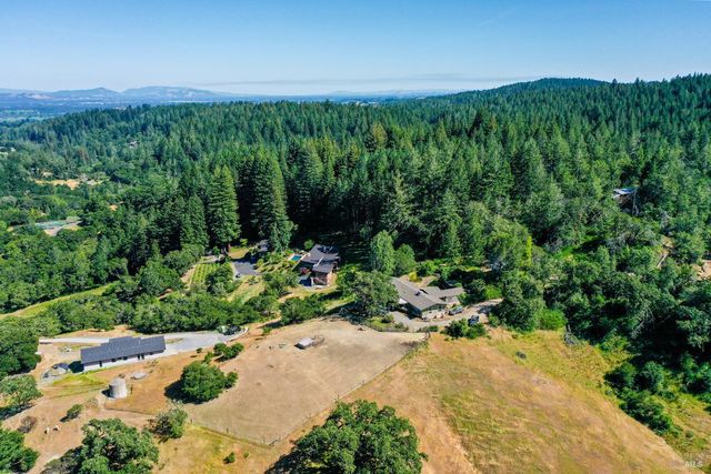 $12,000,000 | 3150 Mill Creek Road, Healdsburg, CA 95448