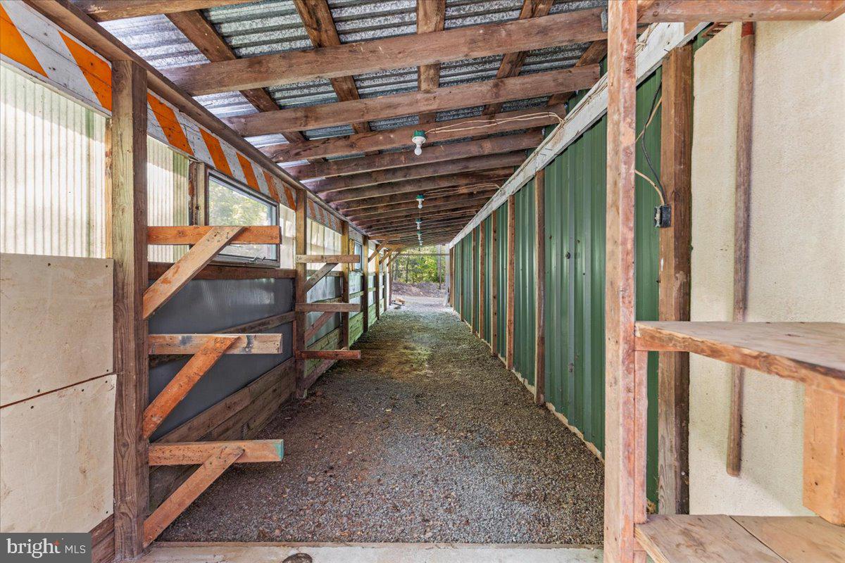 146 Lizzie Mills Road Castleton, VA 22716 - Photo 70 of 91 Covered area nex tto garage