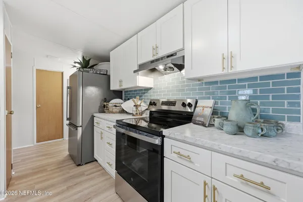 $279,900 | 116 Waterside Avenue, Satsuma, FL 32189