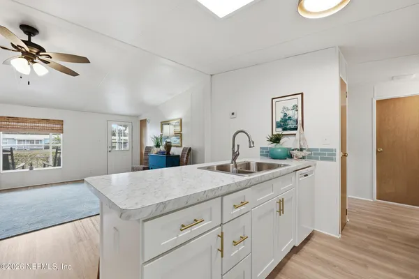 $279,900 | 116 Waterside Avenue, Satsuma, FL 32189