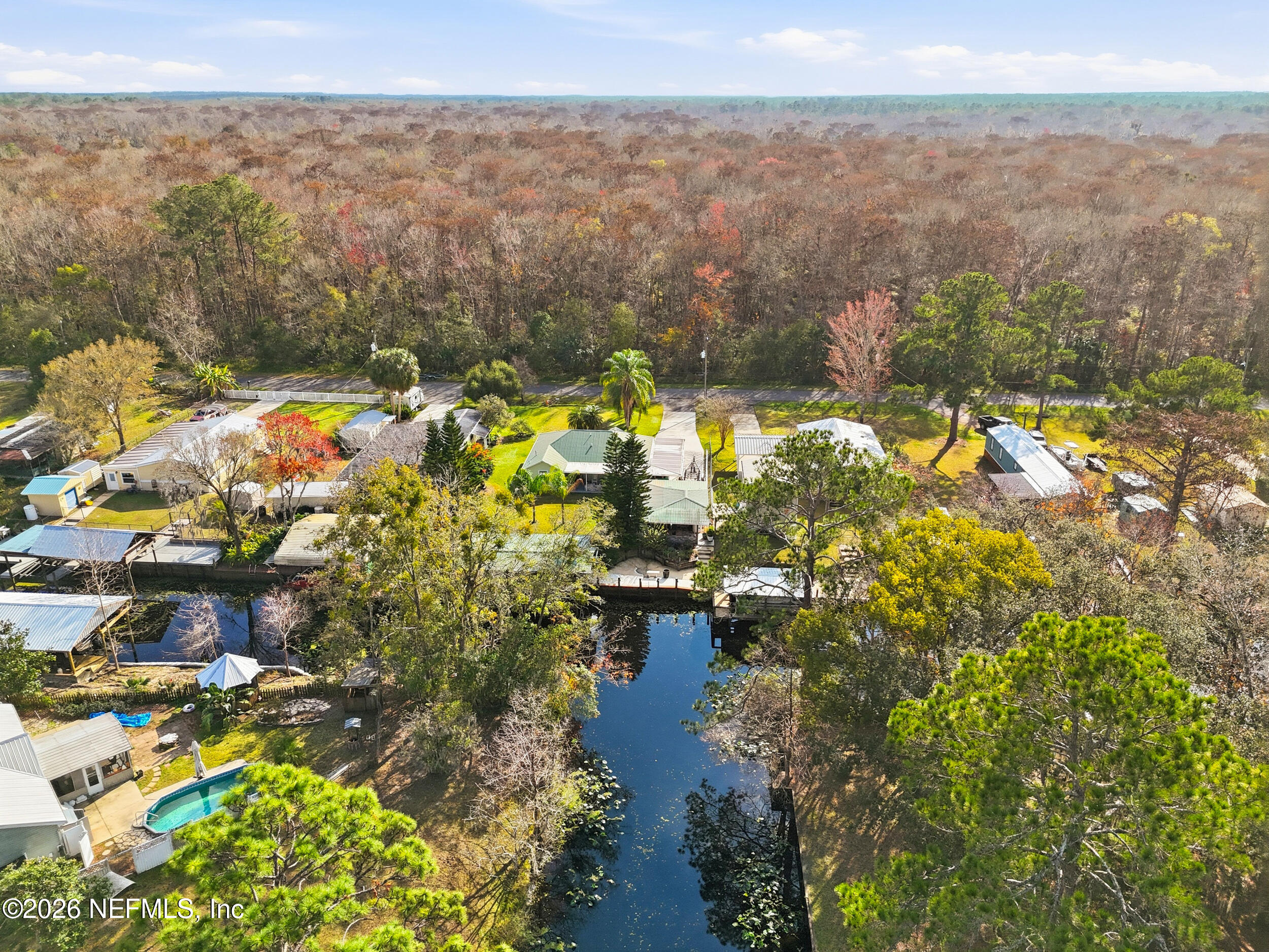 116 Waterside Avenue Satsuma, FL 32189 - Photo 7 of 53 a view of a city