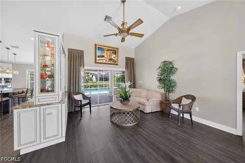 $850,000 | 1425 Southwest 50th Street, Cape Coral, FL 33914