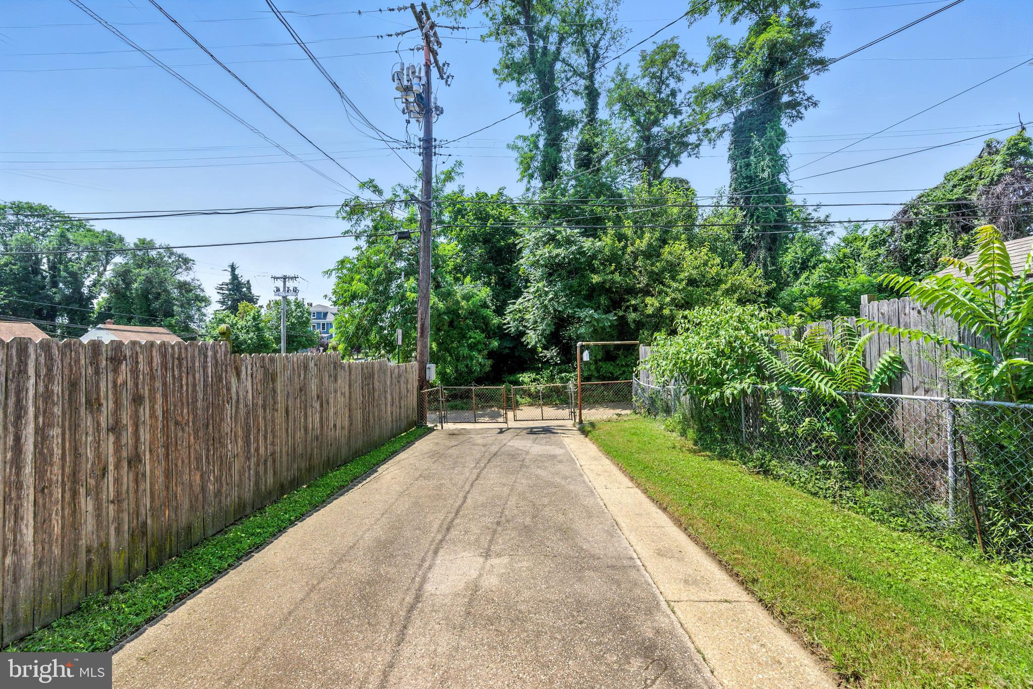 704 Wicklow Road Baltimore, MD 21229 - Photo 4 of 12 a view of a backyard