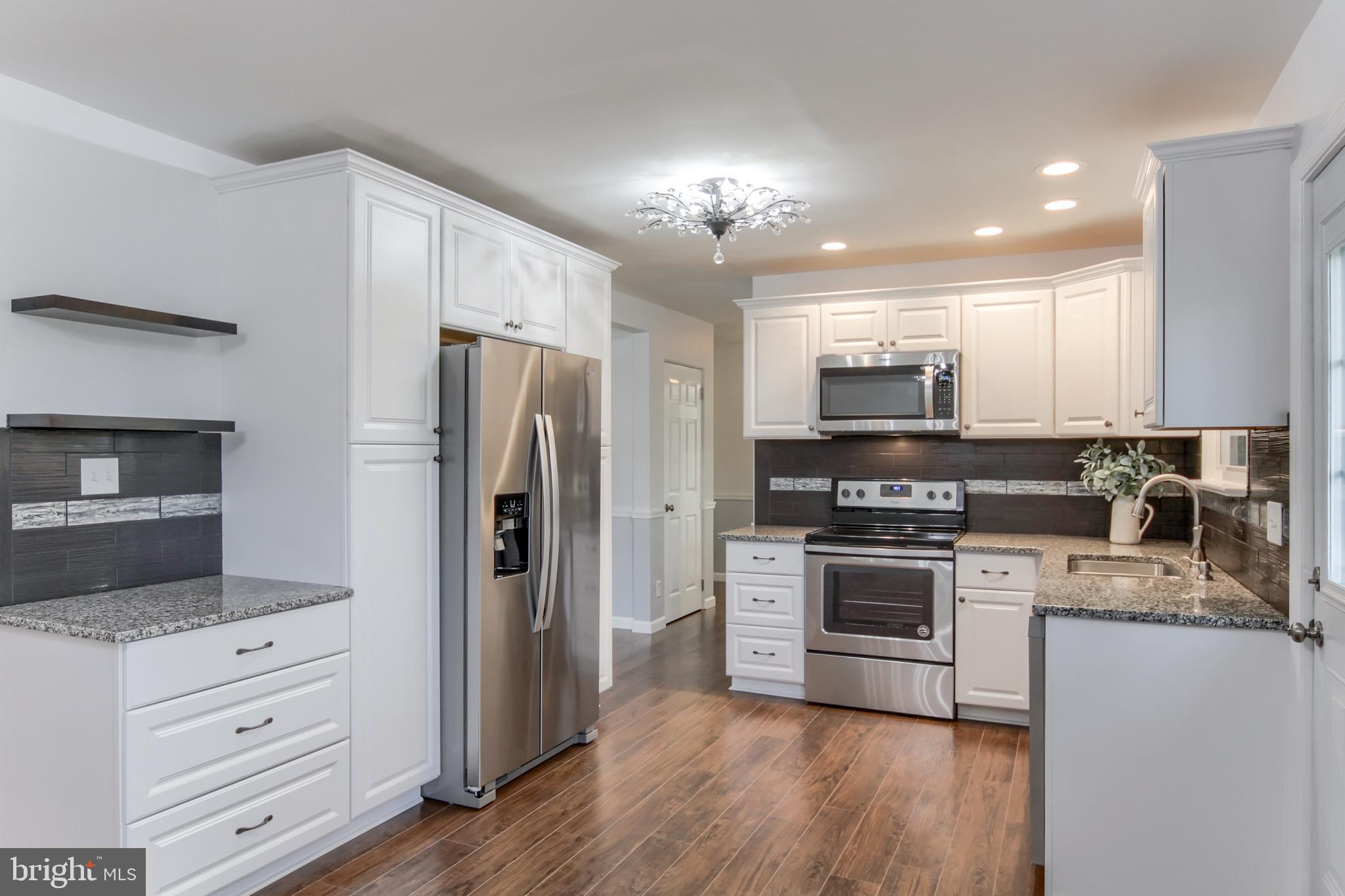 609 Boundbrook Road Harrisburg, PA 17109 - Photo 17 of 42 Kitchen