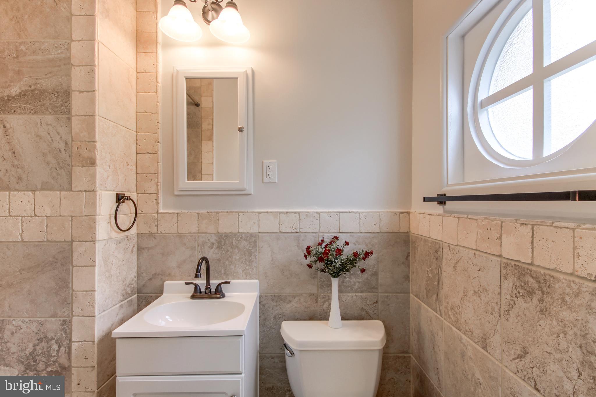 609 Boundbrook Road Harrisburg, PA 17109 - Photo 22 of 42 Master Bath