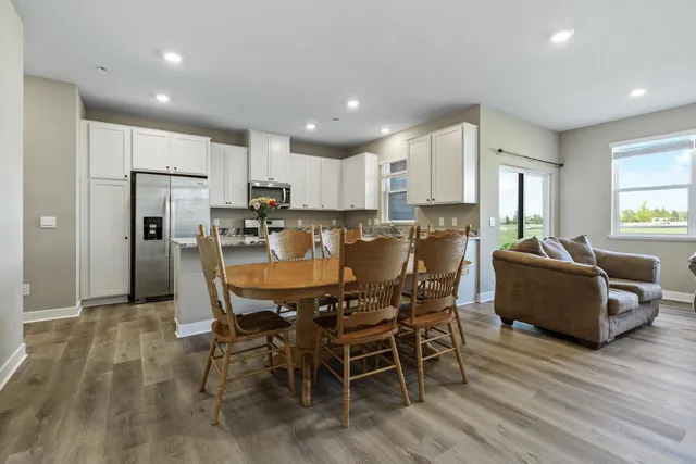 $389,900 | 16386 Jaffna Place, Lakeville, MN 55044