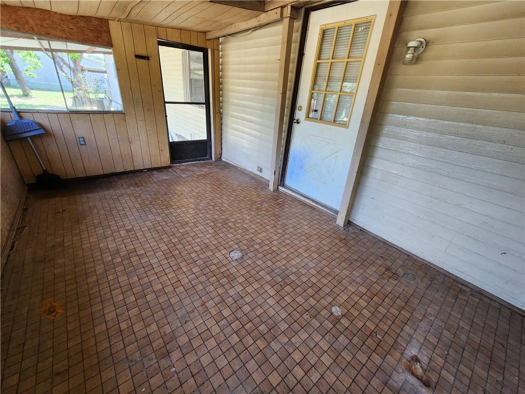 4706 Iowa Street Waco, TX 76705 - Photo 19 of 21 a view of front door