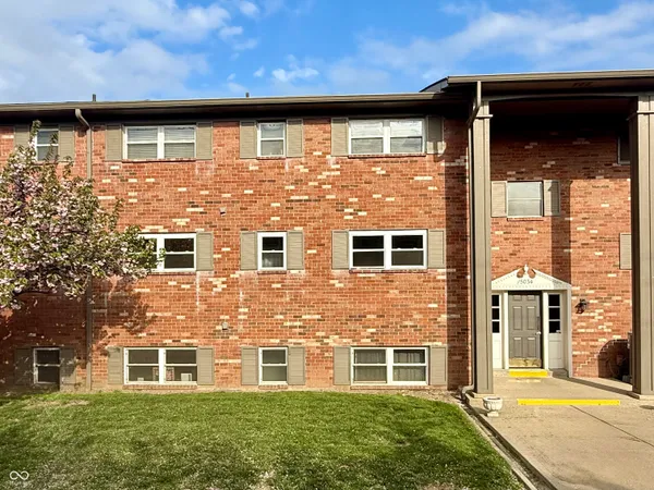 $137,900 | 5034 Allisonville Road, Unit C, Indianapolis, IN 46205