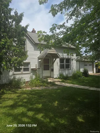 $149,950 | 22629 Downing Street, St. Clair Shores, MI 48080
