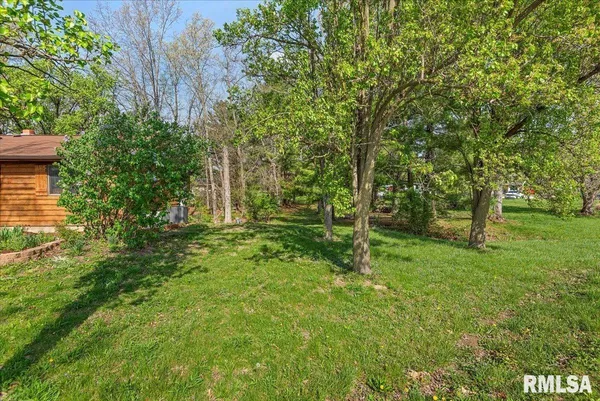 $330,000 | 6487 Rentshler Road, Rochester, IL 62563