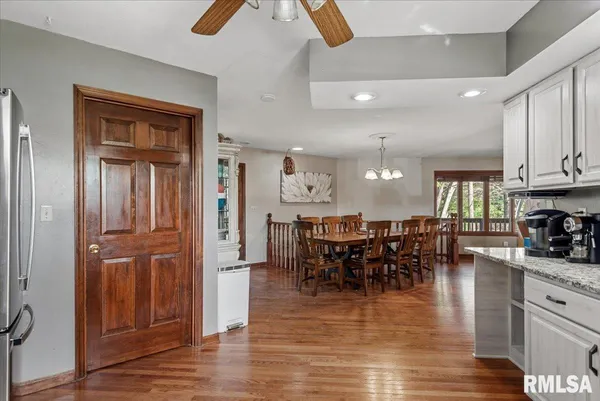 $330,000 | 6487 Rentshler Road, Rochester, IL 62563