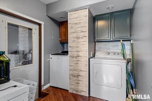 $330,000 | 6487 Rentshler Road, Rochester, IL 62563