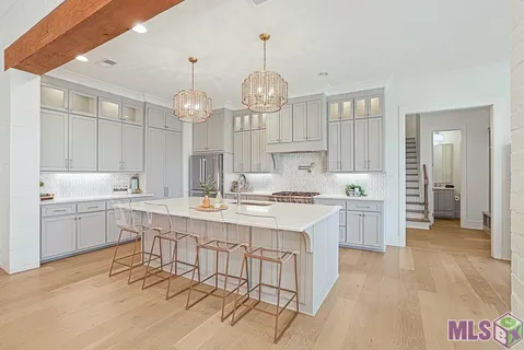 $850,000 | 11370 River Reid Crossing, Geismar, LA 70734