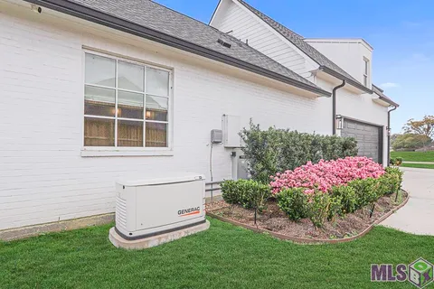 $850,000 | 11370 River Reid Crossing, Geismar, LA 70734