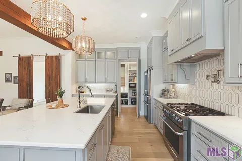 $850,000 | 11370 River Reid Crossing, Geismar, LA 70734