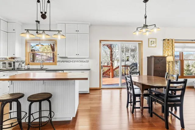 $642,000 | 1200 Creekside Crossing, Stillwater, MN 55082