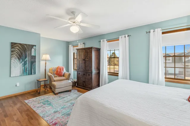 $642,000 | 1200 Creekside Crossing, Stillwater, MN 55082