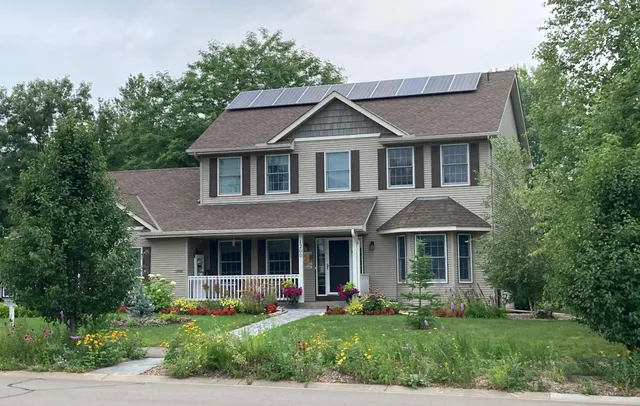 $642,000 | 1200 Creekside Crossing, Stillwater, MN 55082