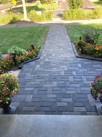 $642,000 | 1200 Creekside Crossing, Stillwater, MN 55082