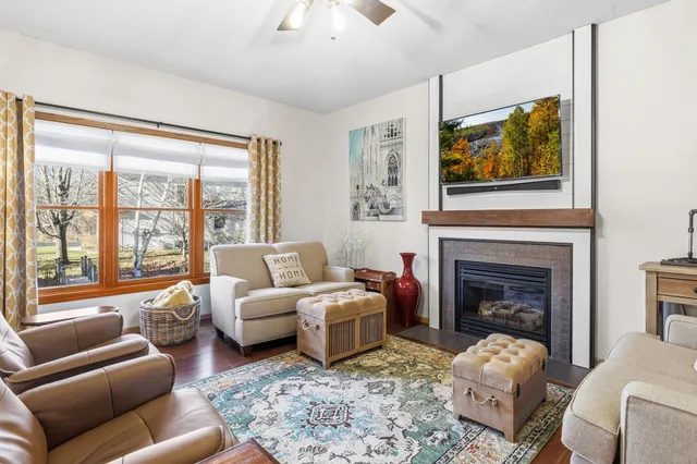 $642,000 | 1200 Creekside Crossing, Stillwater, MN 55082