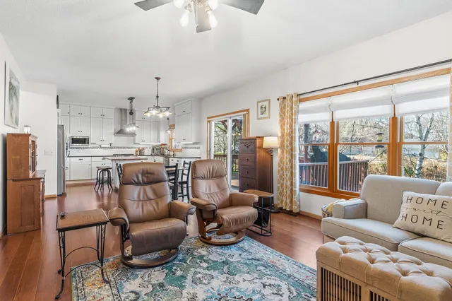 $642,000 | 1200 Creekside Crossing, Stillwater, MN 55082