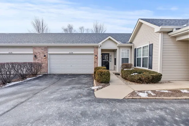 $319,900 | 1534 Cadillac Circle, Romeoville, IL 60446