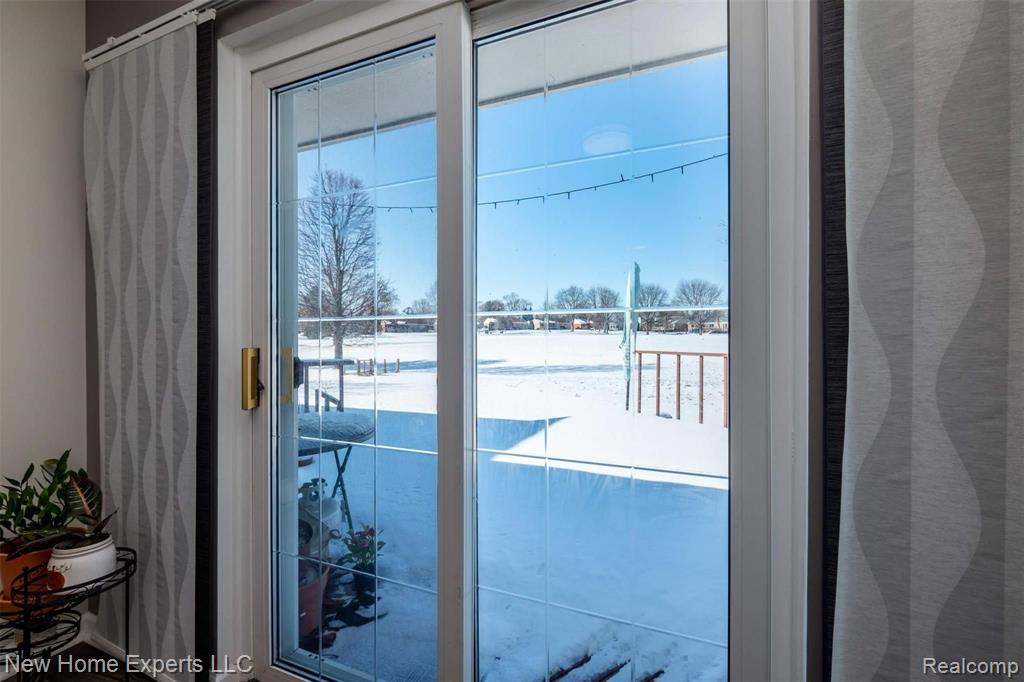 2170 Highsplint Drive Rochester Hills, MI 48307 - Photo 9 of 26