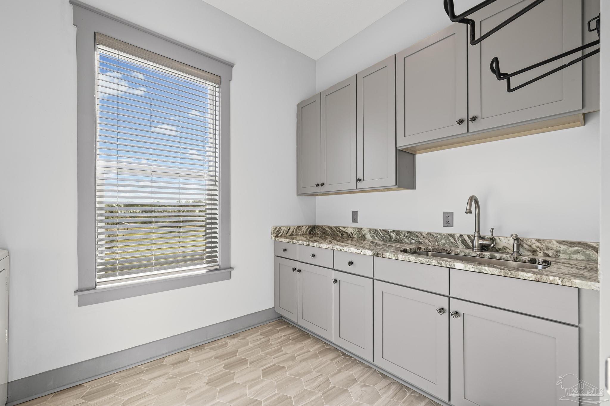 305 Garcon Point Road Milton, FL 32583 - Photo 24 of 72