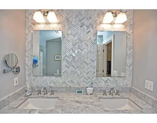 24 Pilgrim Road Wellesley, MA 02481 - Photo 18 of 29