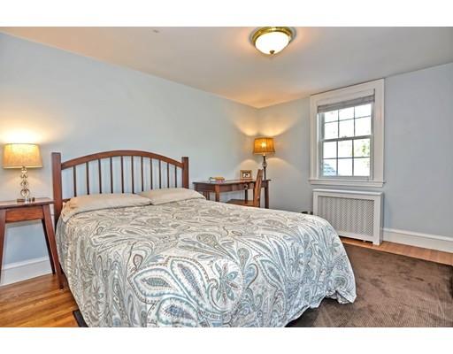 24 Pilgrim Road Wellesley, MA 02481 - Photo 22 of 29