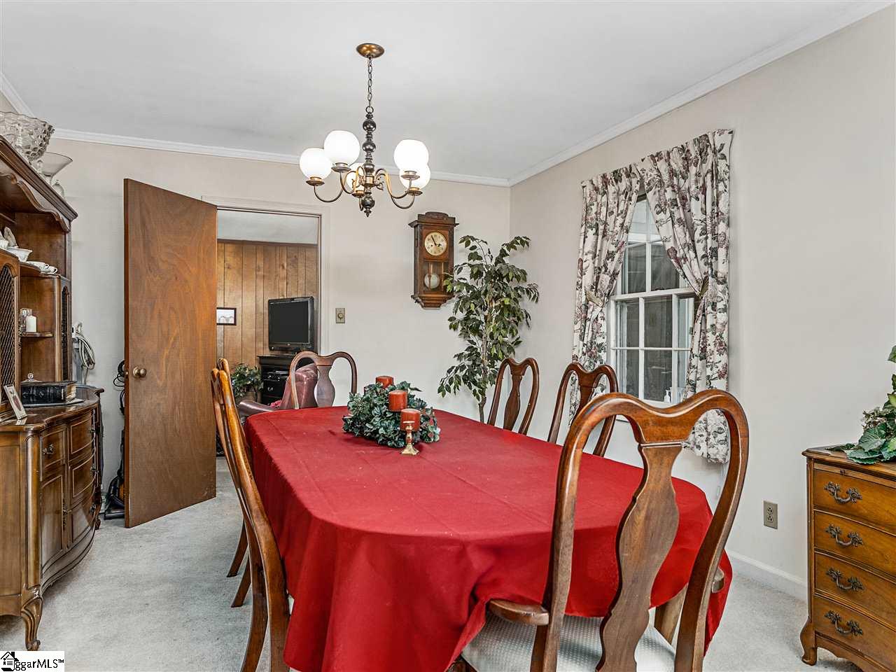27 Rollingreen Road Greer, SC 29651 - Photo 11 of 32 Gallery Image 11