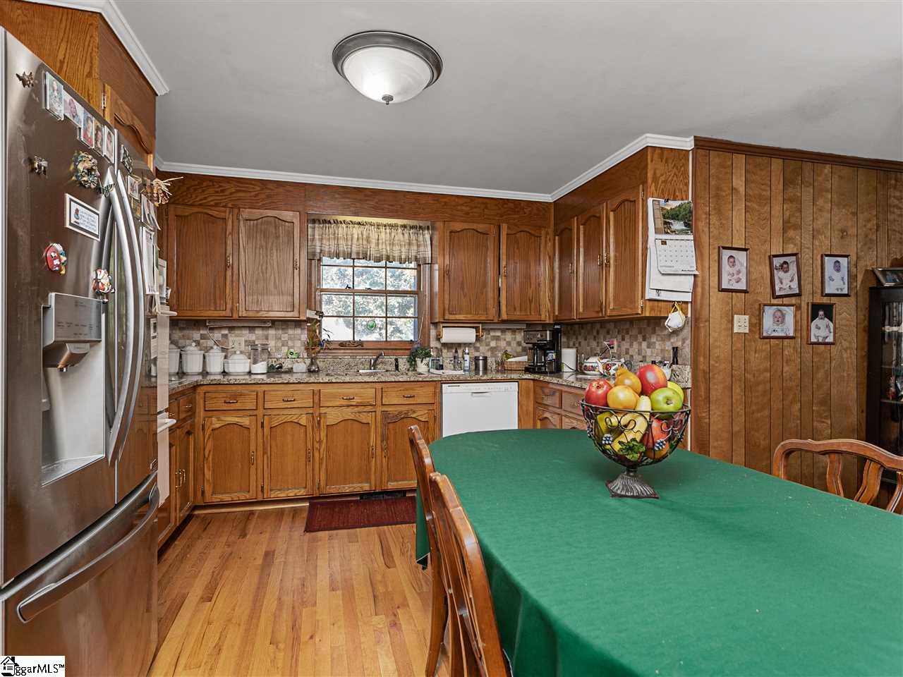 27 Rollingreen Road Greer, SC 29651 - Photo 12 of 32 Gallery Image 12