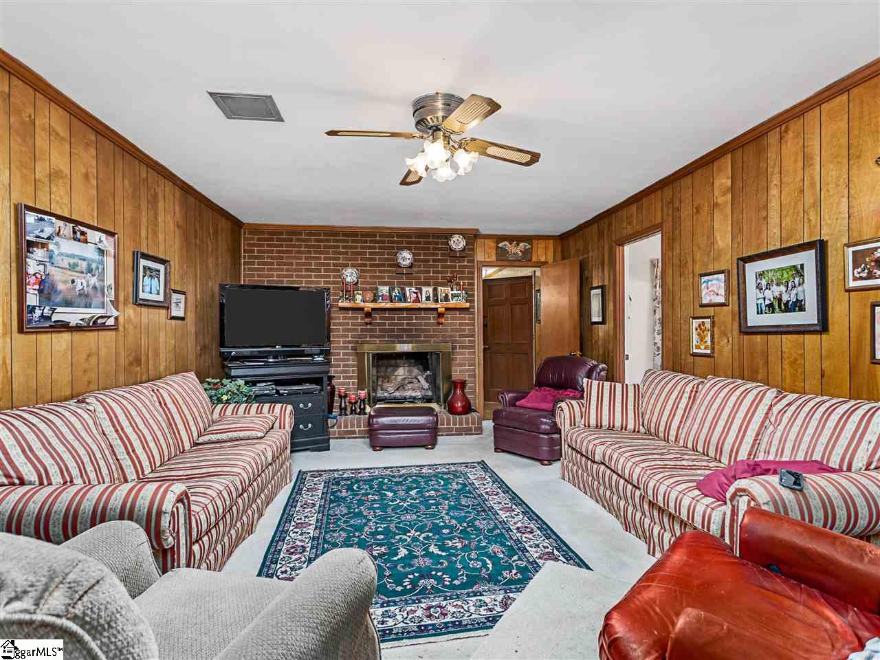 27 Rollingreen Road Greer, SC 29651 - Photo 14 of 32 Gallery Image 14