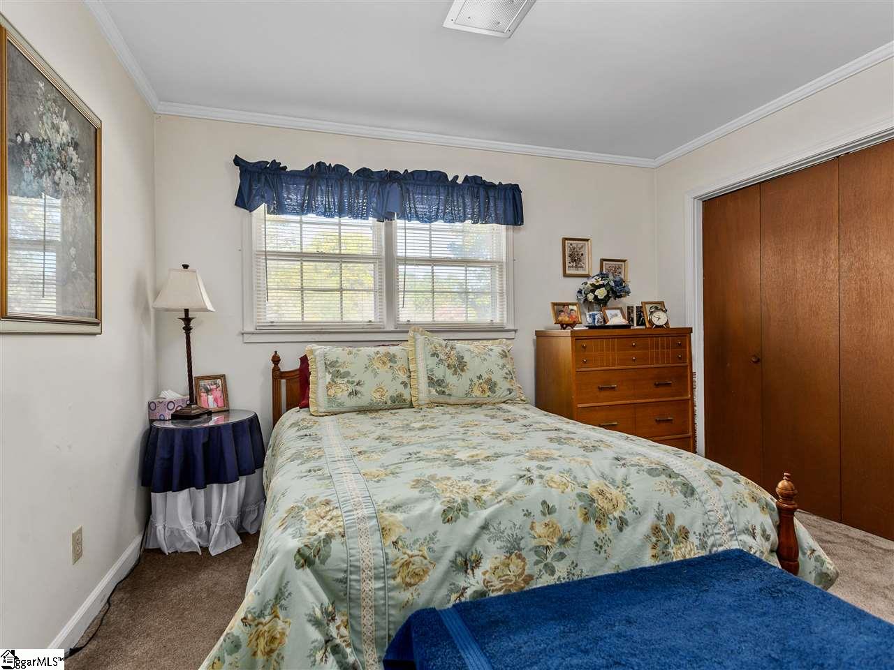 27 Rollingreen Road Greer, SC 29651 - Photo 25 of 32 Gallery Image 25