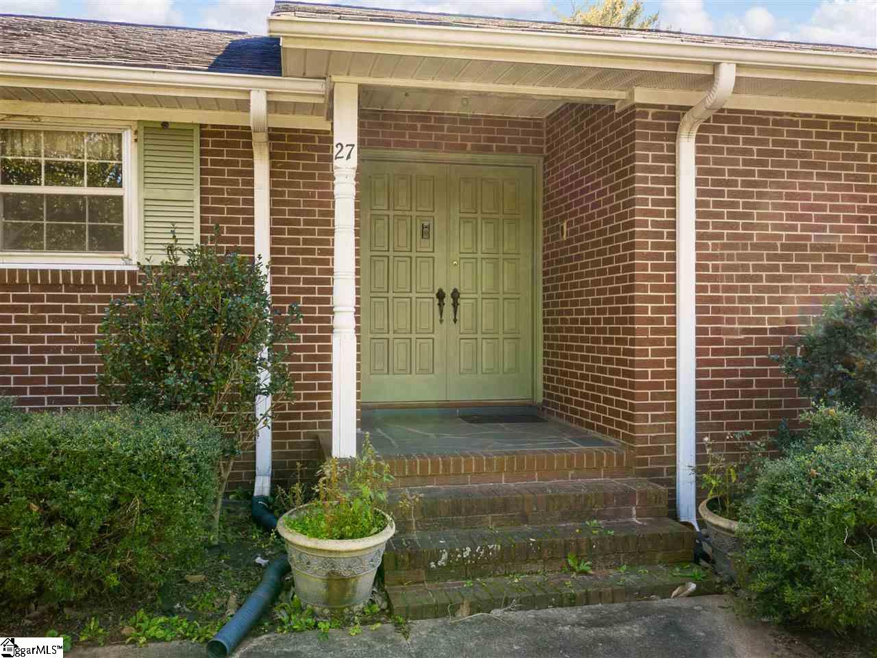 27 Rollingreen Road Greer, SC 29651 - Photo 7 of 32 Gallery Image 7