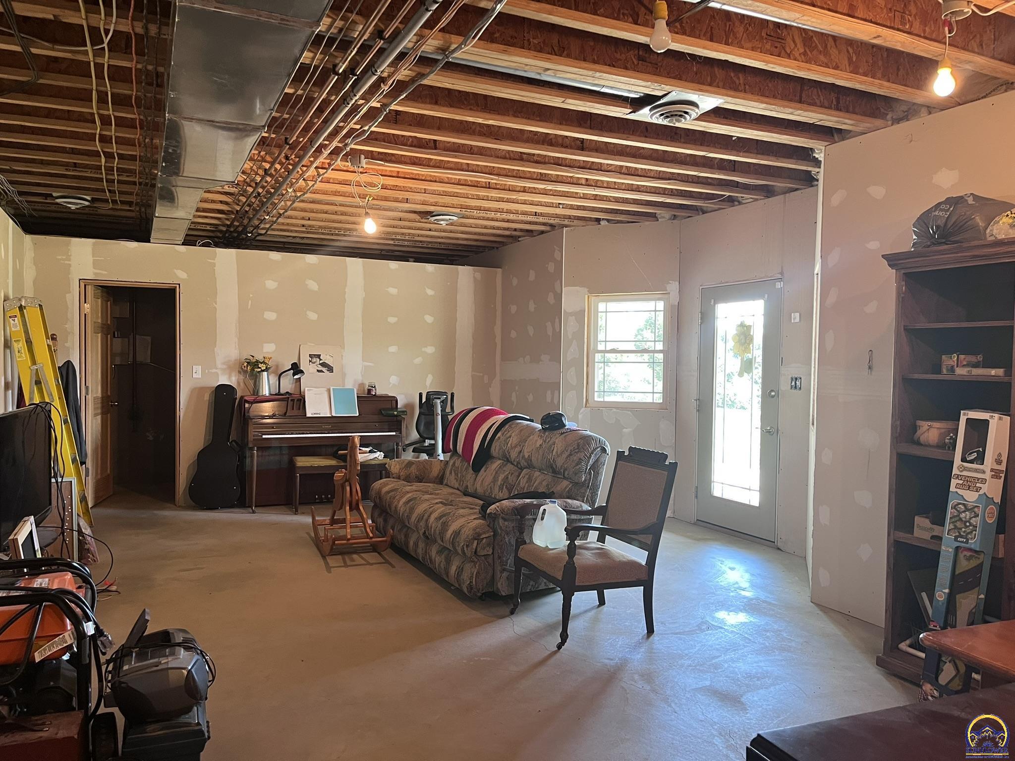 6634 Northwest Hodges Road Silver Lake, KS 66539 - Photo 29 of 33