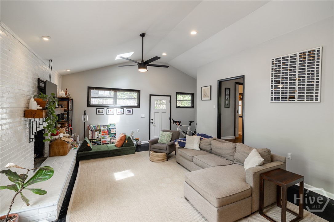 130 Oakdale Road Athens, GA 30606 - Photo 17 of 61