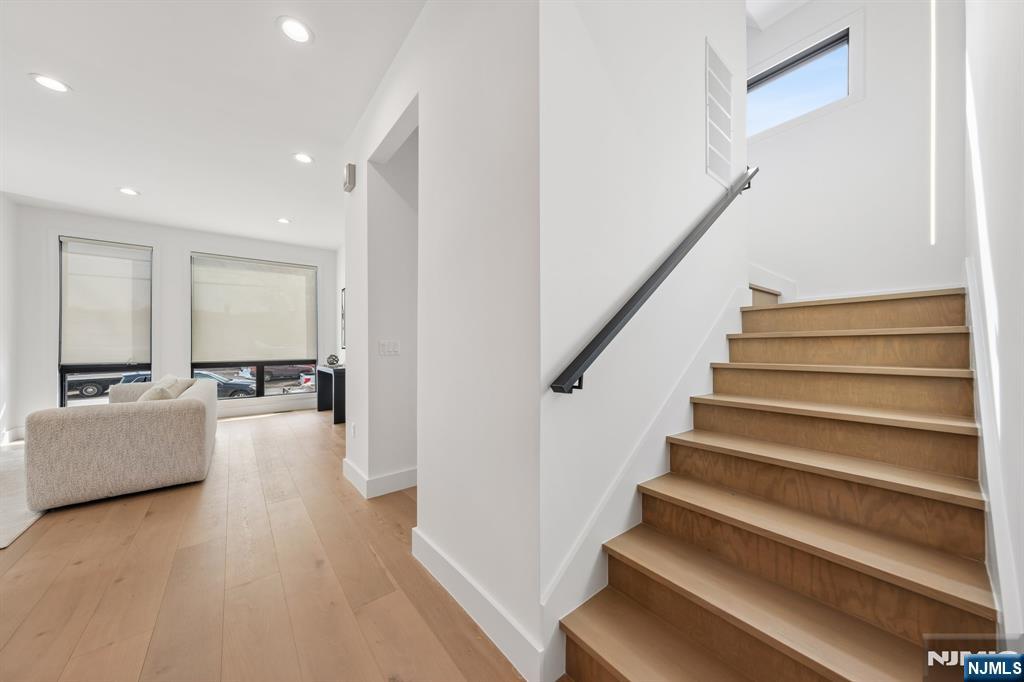 43 Grove Street Tenafly, NJ 07670 - Photo 15 of 37