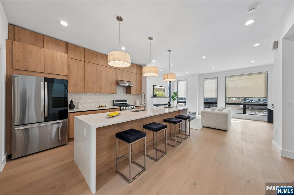 43 Grove Street Tenafly, NJ 07670 - Photo 6 of 37