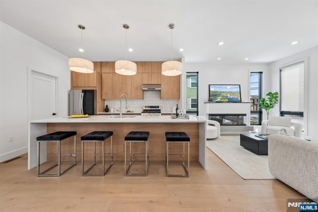 43 Grove Street Tenafly, NJ 07670 - Photo 7 of 37