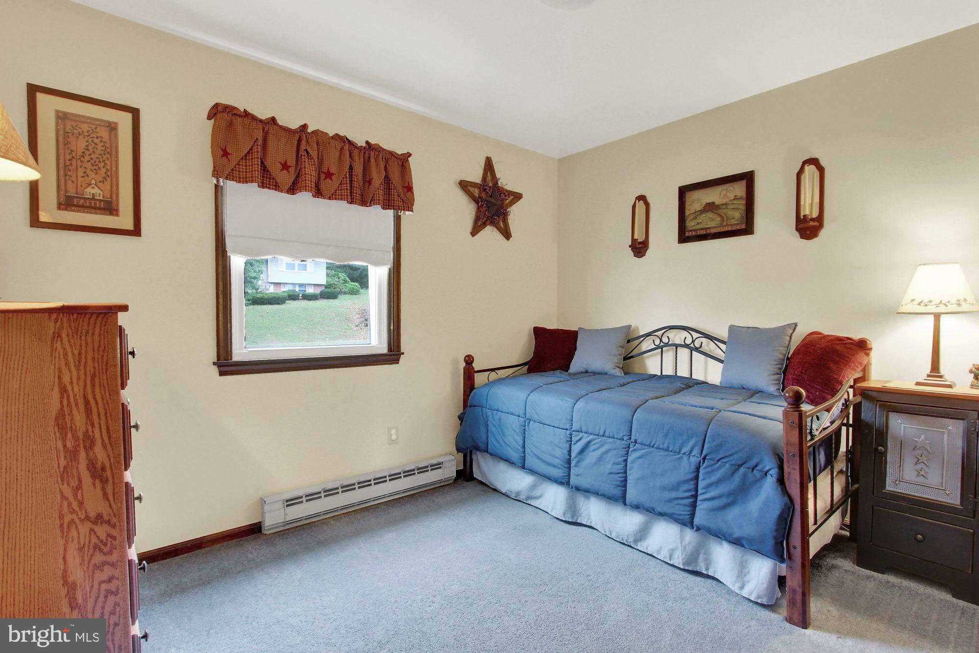 2 Briarcliff Road Elizabethtown, PA 17022 - Photo 11 of 27 Bedroom