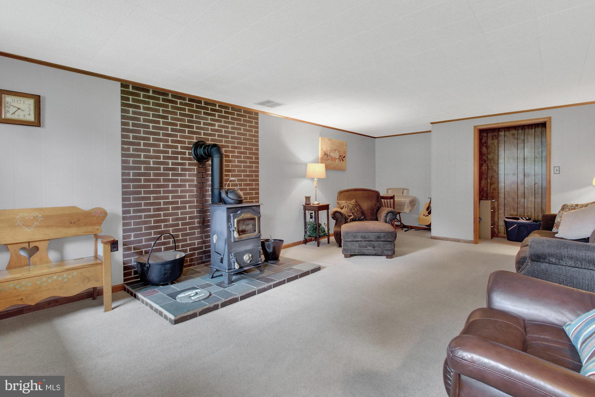 2 Briarcliff Road Elizabethtown, PA 17022 - Photo 18 of 27 Family Room
