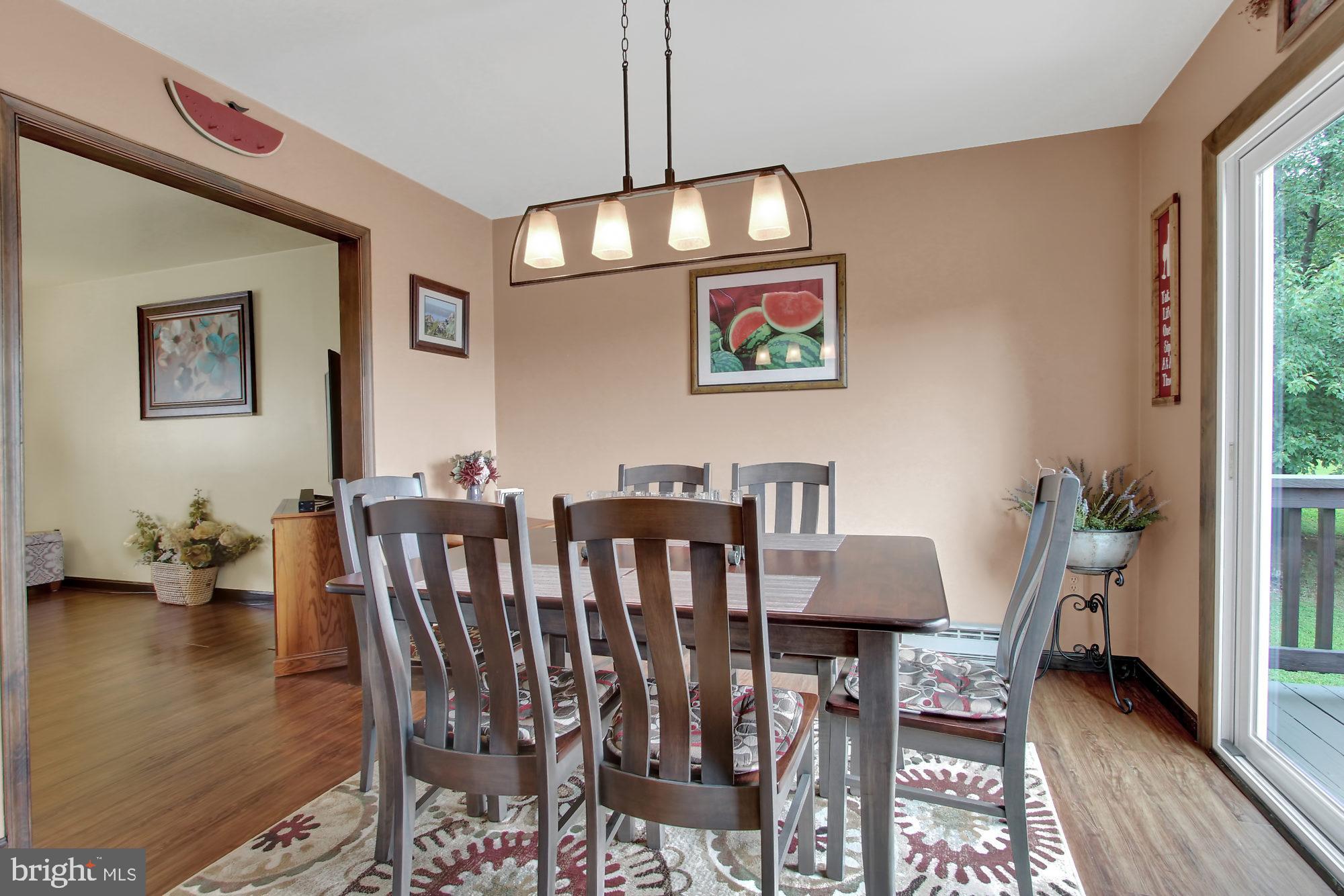2 Briarcliff Road Elizabethtown, PA 17022 - Photo 5 of 27 Dining ROom